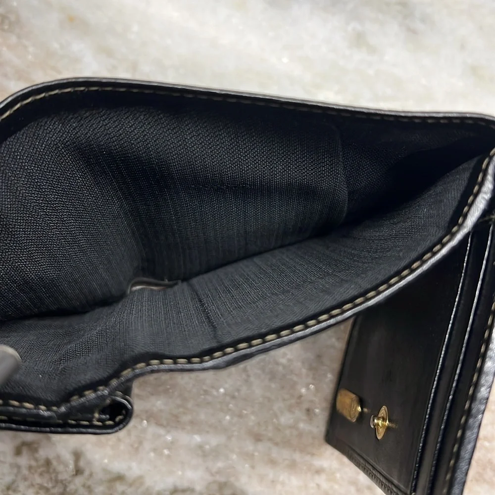 Fendi vintage, authentic trifold, wallet